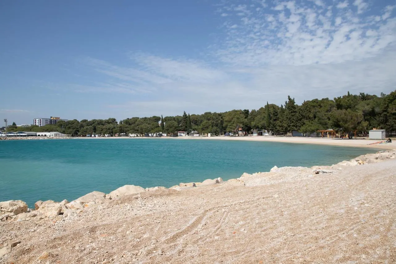 Apartmani Dina Biograd Na Moru Apartament