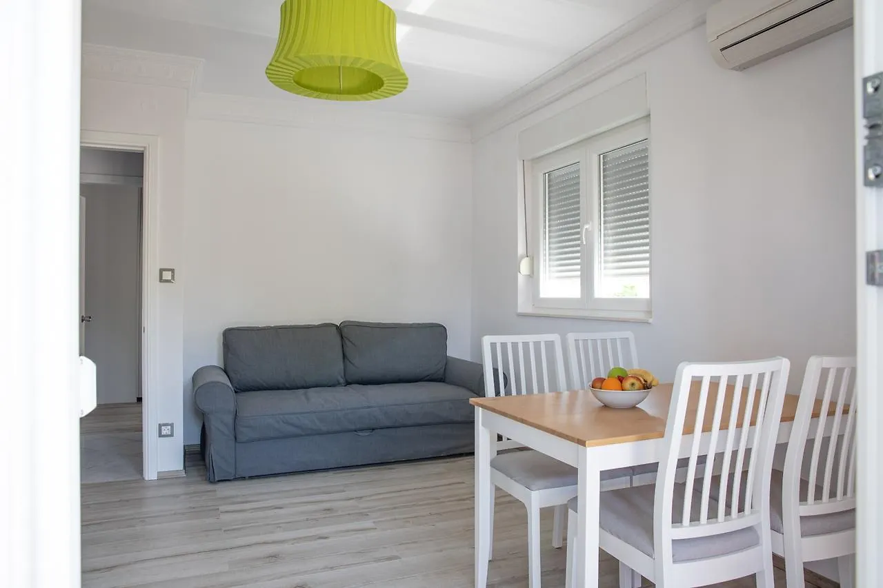 Apartmani Dina Biograd Na Moru Appartement