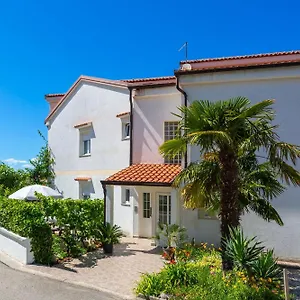  Apartment By The Sea Njivice, Krk - 5295 Kroatien
