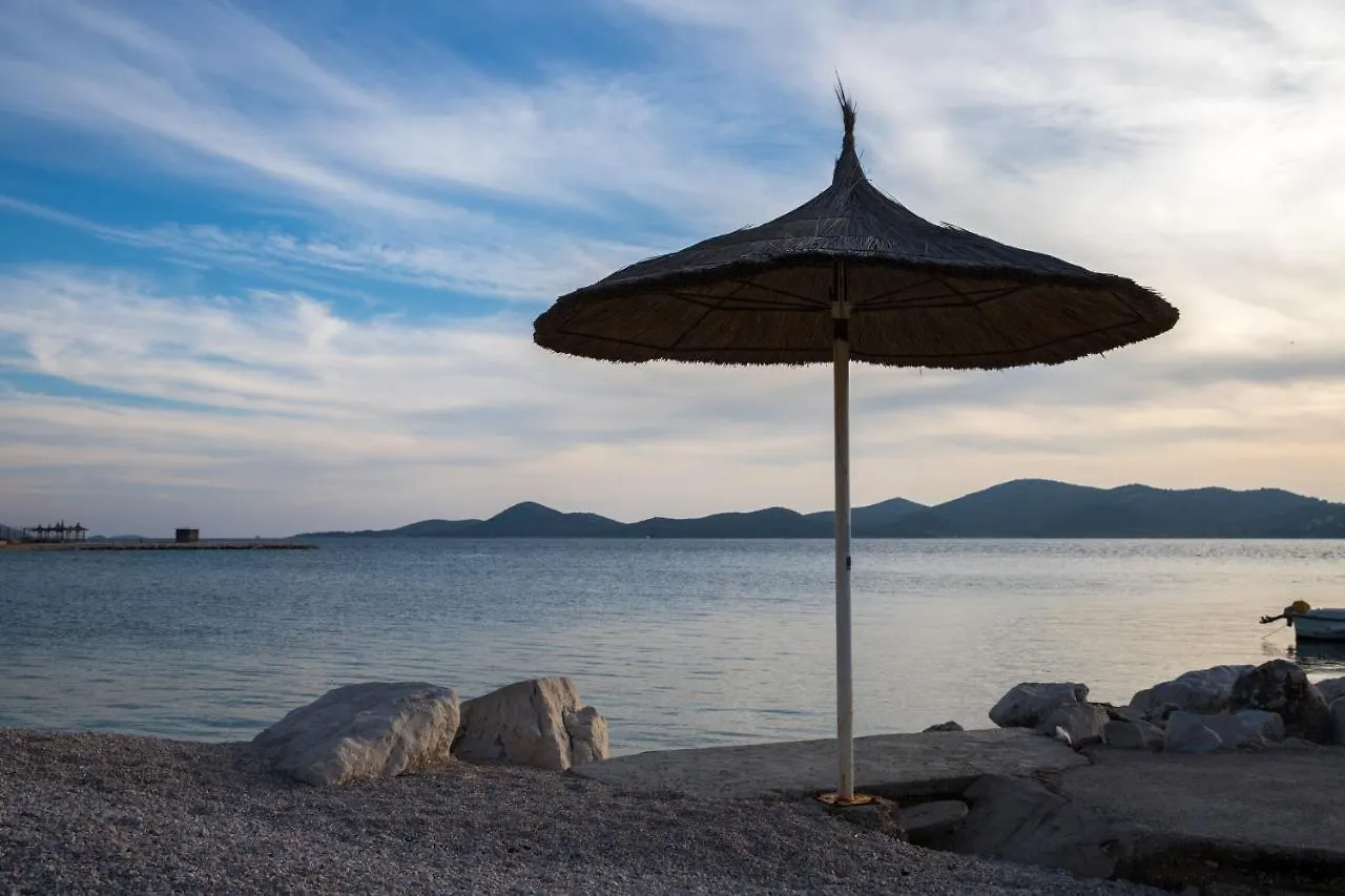 Apartment Apartmani Dina Biograd Na Moru