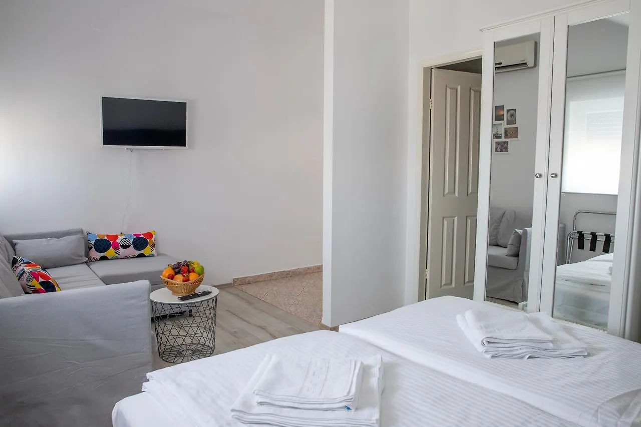 Apartmani Dina Biograd Na Moru Apartment
