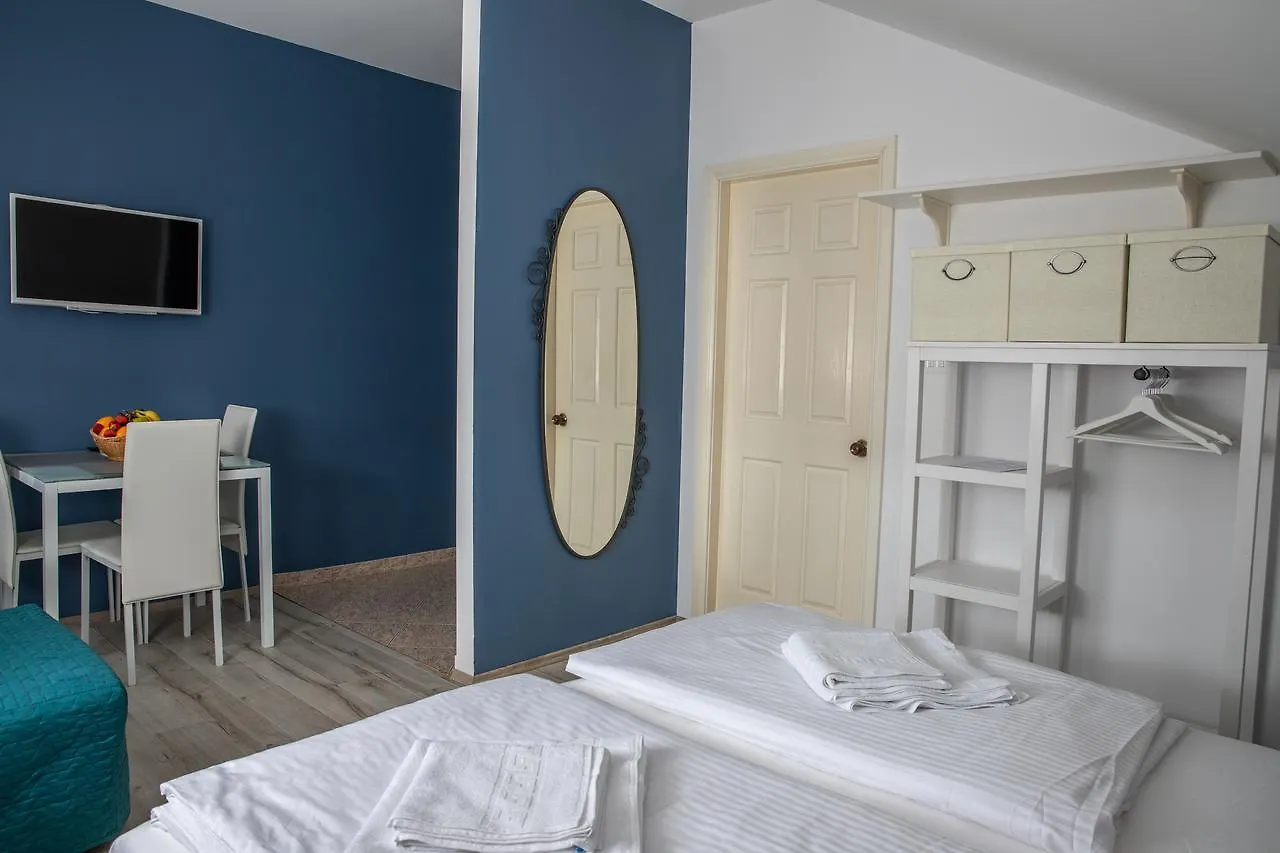 Apartmani Dina Biograd Na Moru Apartment