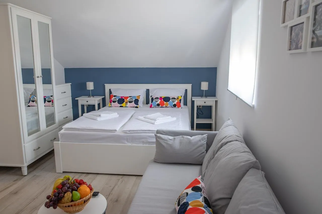 Apartmani Dina Biograd Na Moru 0*,