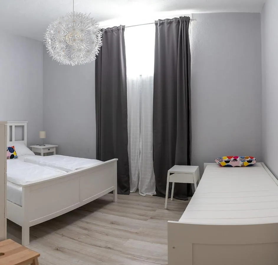 Apartmani Dina Biograd Na Moru 0*,  Croatia